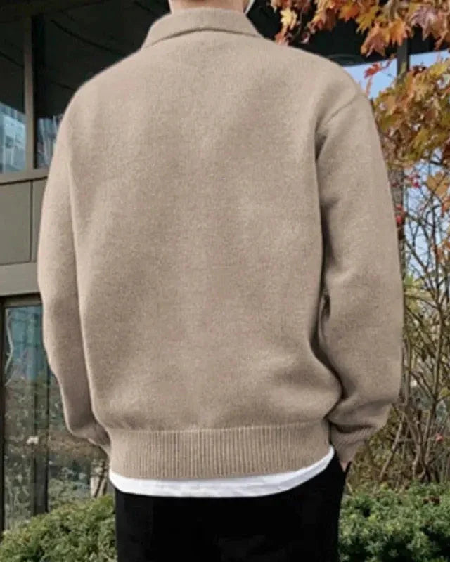 PULL BOUTONNÉ LAINE