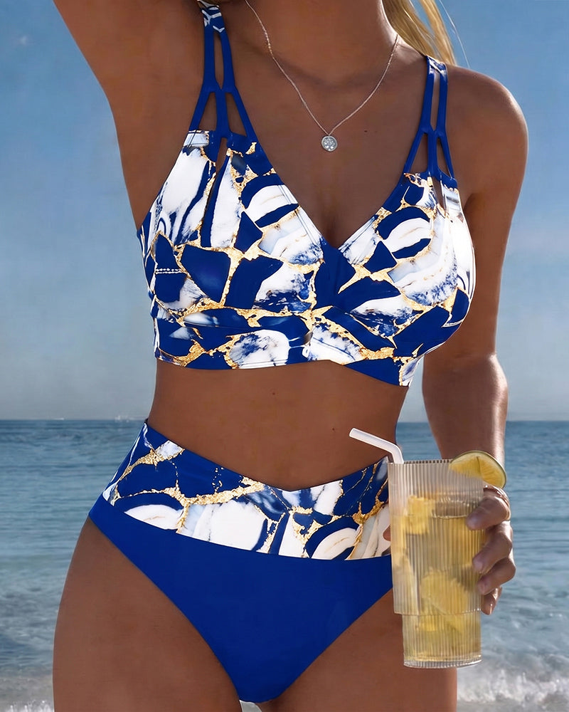 DÉCOUPE BIKINI BRETELLES