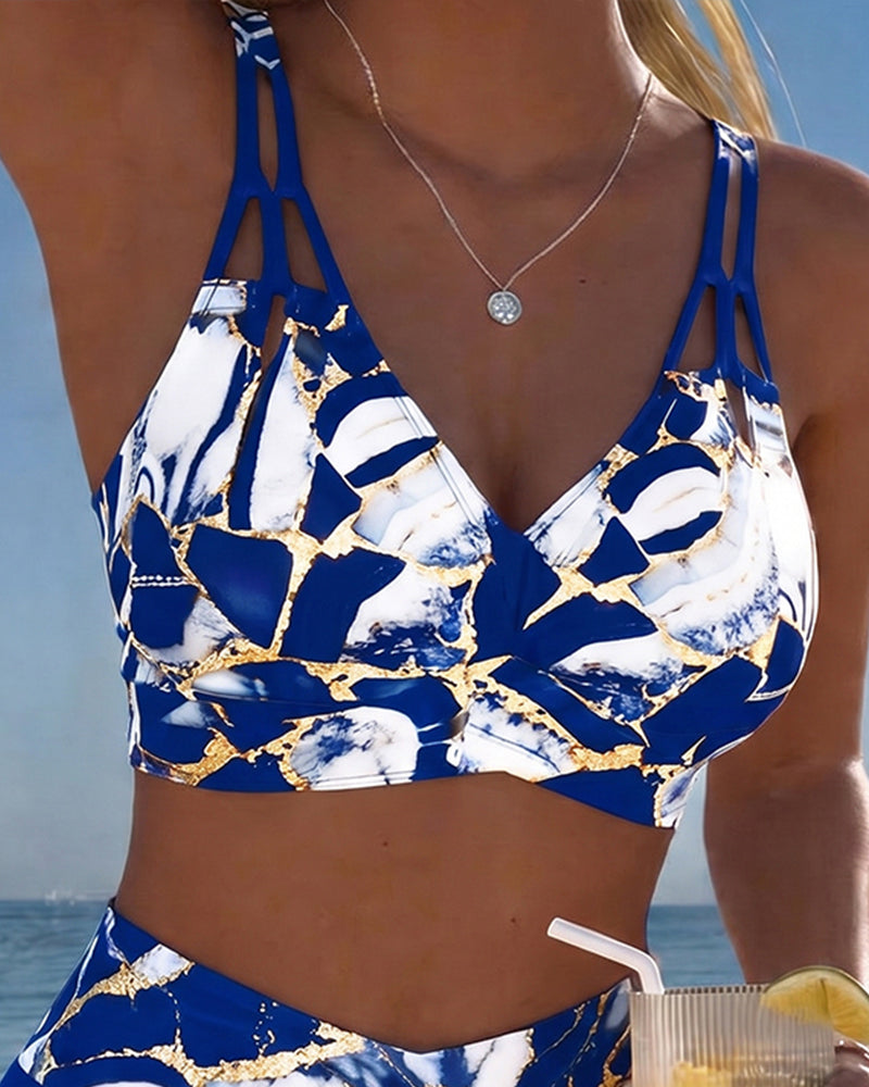 DÉCOUPE BIKINI BRETELLES