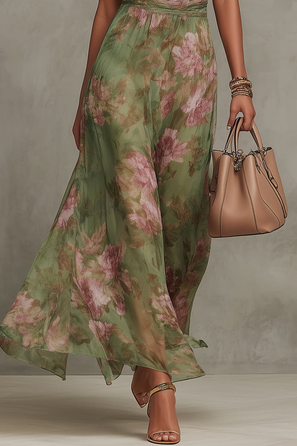 SERENA ∙ ROBE LONGUE VERTE À FLEURS EN MOUSSELINE AVEC COL LICOU