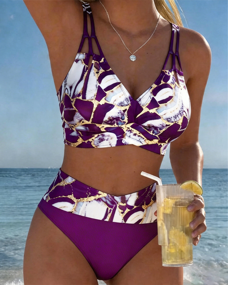 DÉCOUPE BIKINI BRETELLES