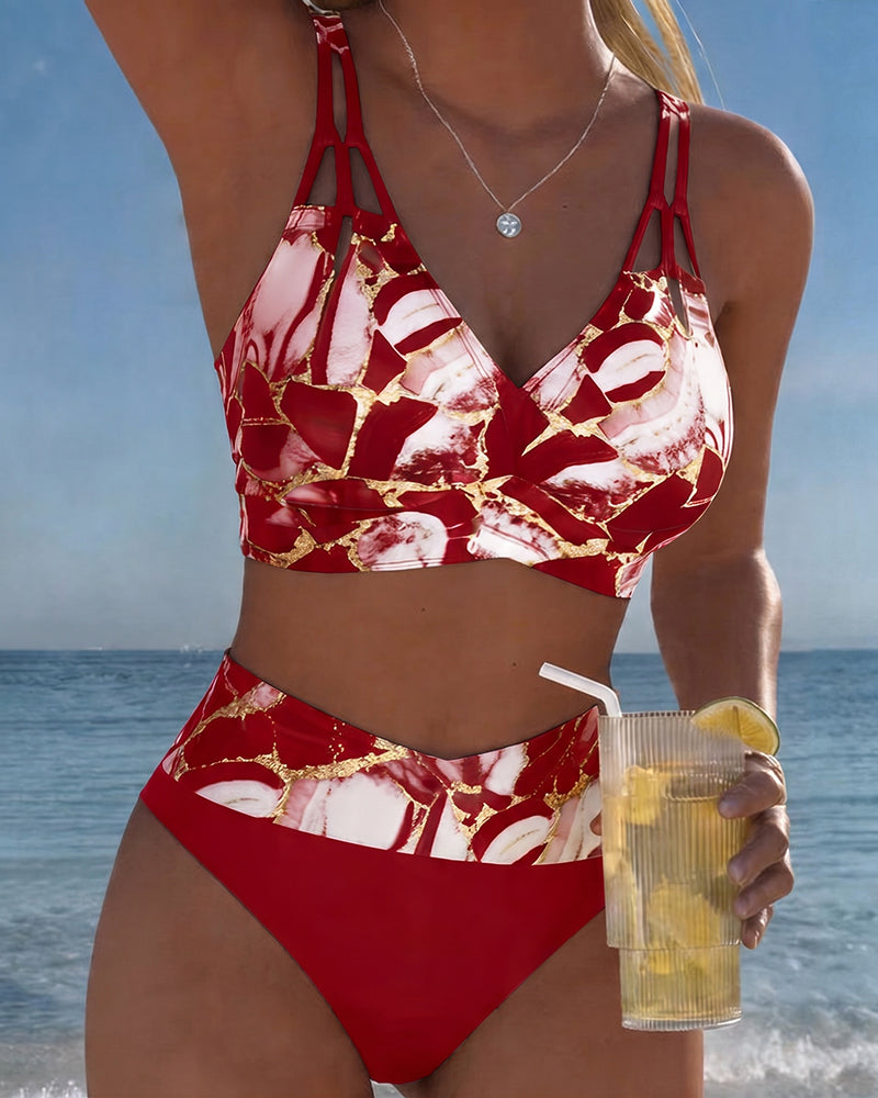 DÉCOUPE BIKINI BRETELLES